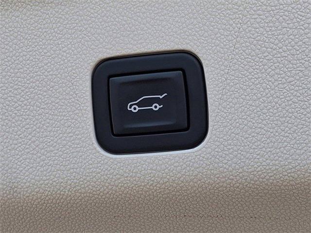 2023 Cadillac Escalade Vehicle Photo in TREVOSE, PA 19053-4984