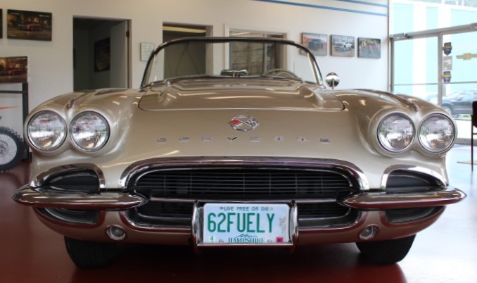 1962 Chevrolet CORVETTE Vehicle Photo in NORTHAMPTON, MA 01060-1120