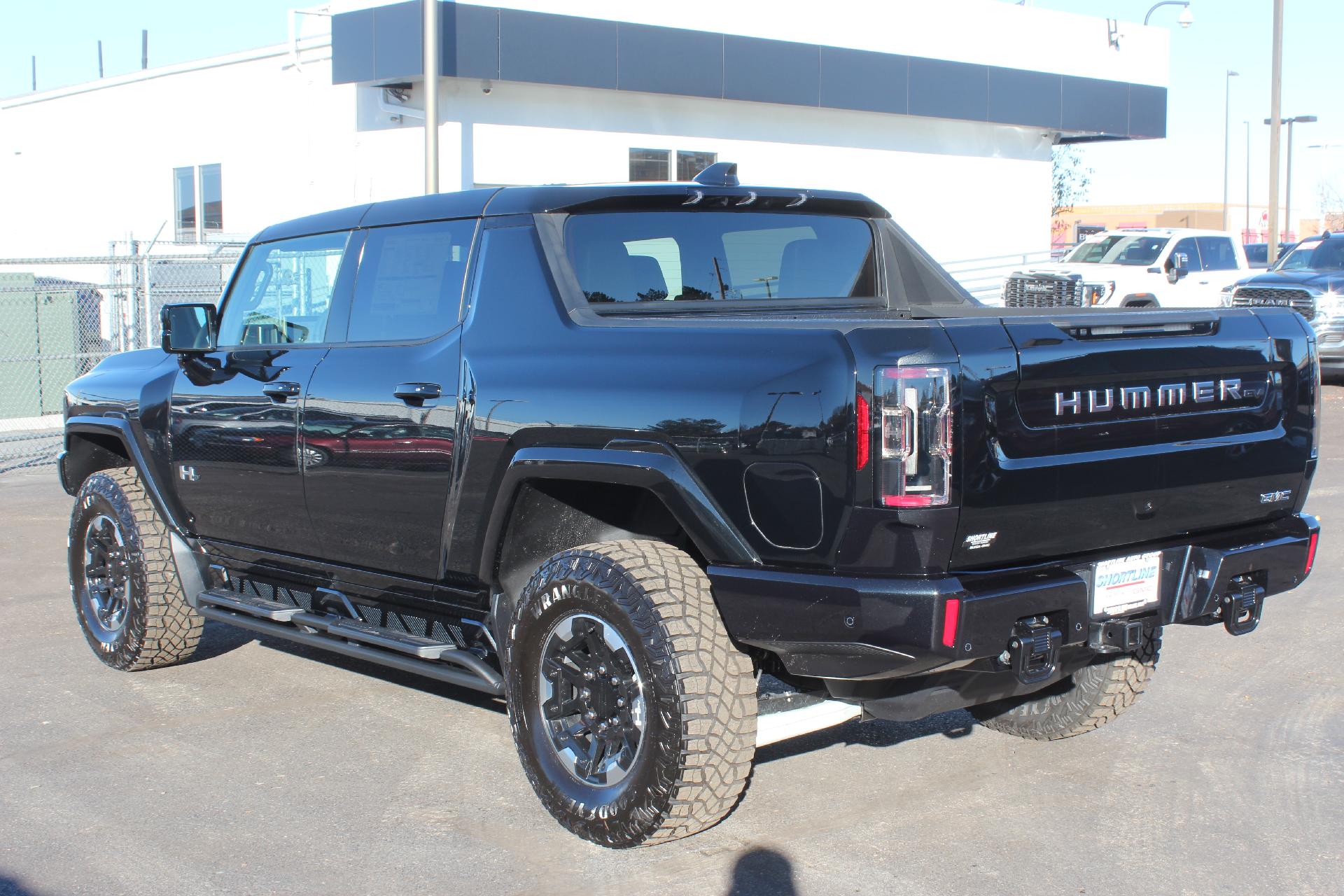 2025 GMC HUMMER EV Pickup Vehicle Photo in AURORA, CO 80012-4011