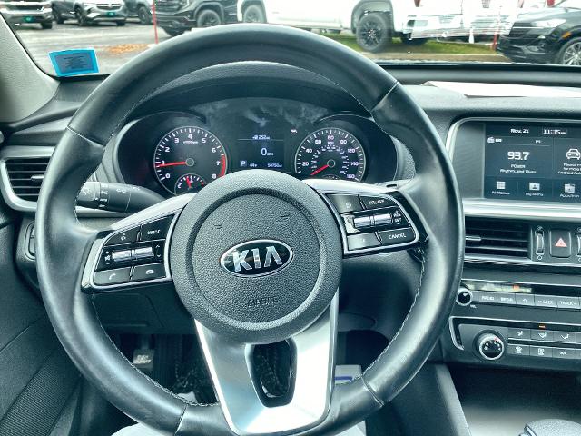 2020 Kia Optima Vehicle Photo in WILLIAMSVILLE, NY 14221-2883