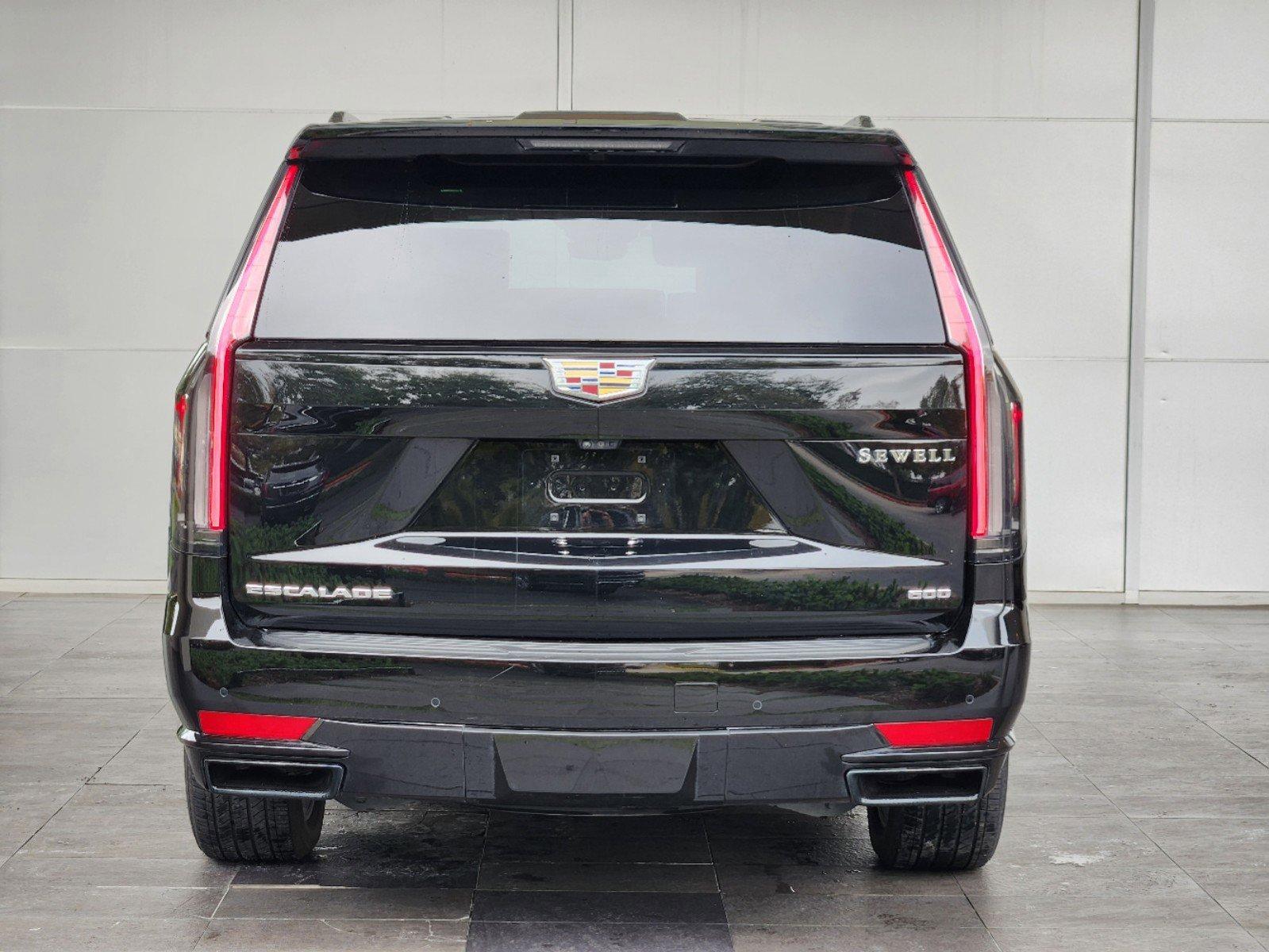 2024 Cadillac Escalade ESV Vehicle Photo in HOUSTON, TX 77079-1502