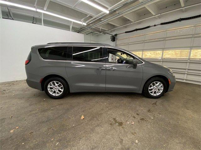 2022 Chrysler Pacifica Vehicle Photo in PORTLAND, OR 97225-3518