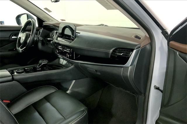 2023 Nissan Rogue Vehicle Photo in KANSAS CITY, MO 64114-4545