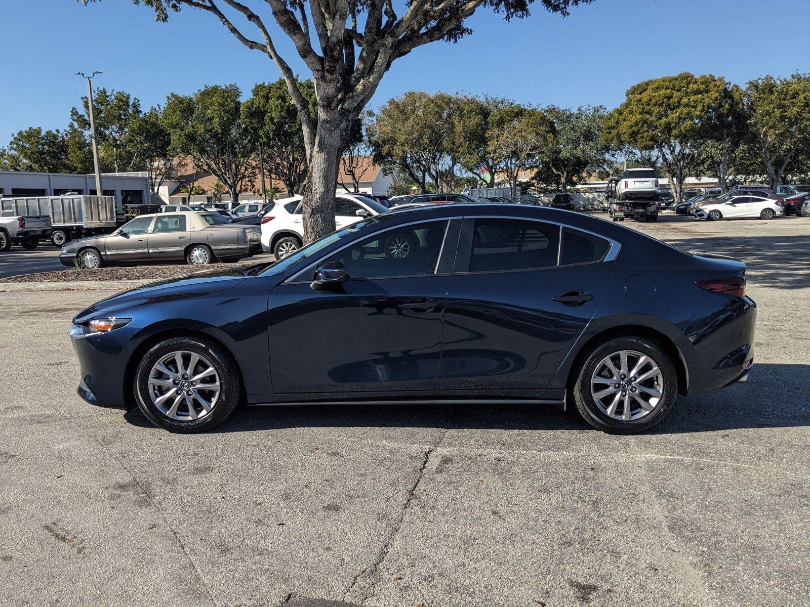 2021 Mazda Mazda3 Sedan Vehicle Photo in GREENACRES, FL 33463-3207