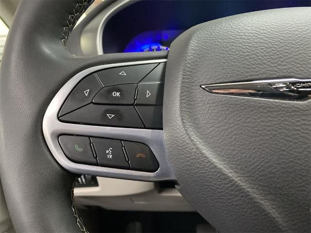 2023 Chrysler Pacifica Vehicle Photo in PORTLAND, OR 97225-3518