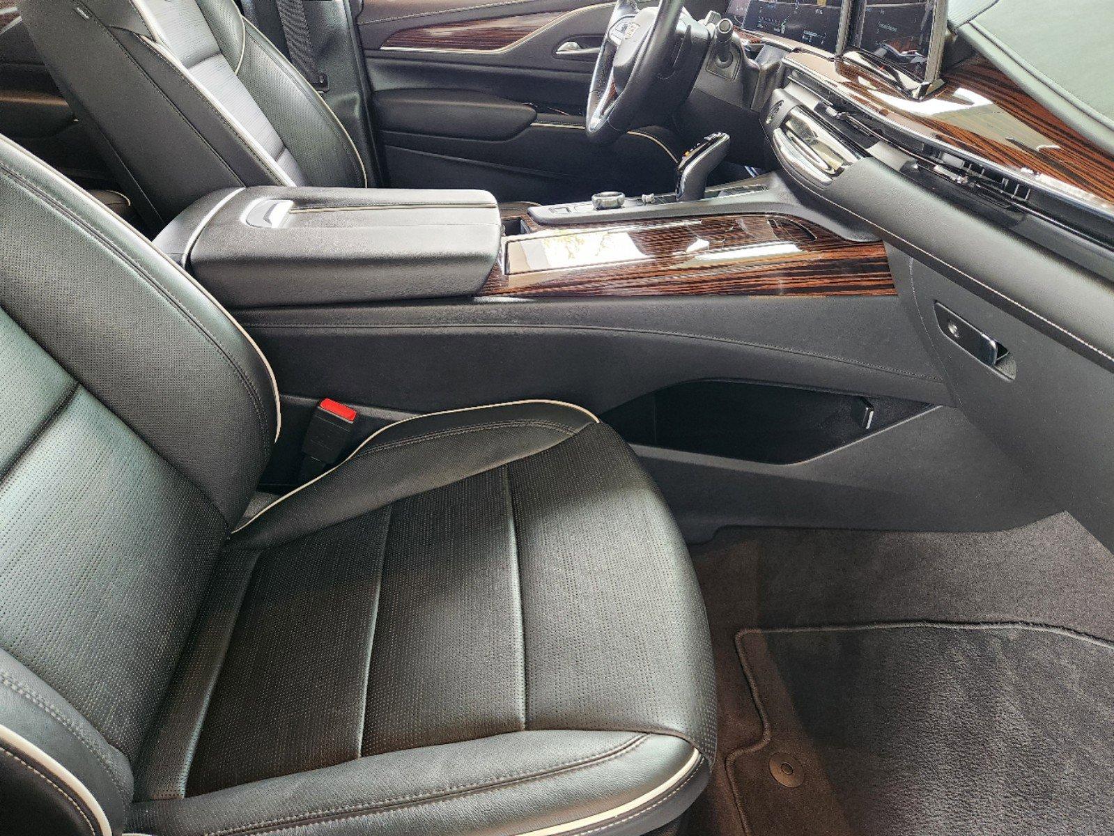 2022 Cadillac Escalade Vehicle Photo in HOUSTON, TX 77079-1502