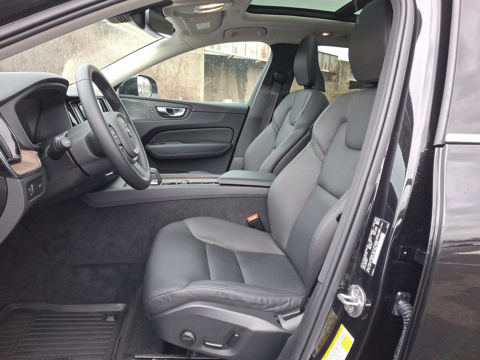 2022 Volvo XC60 Vehicle Photo in Trevose, PA 19053