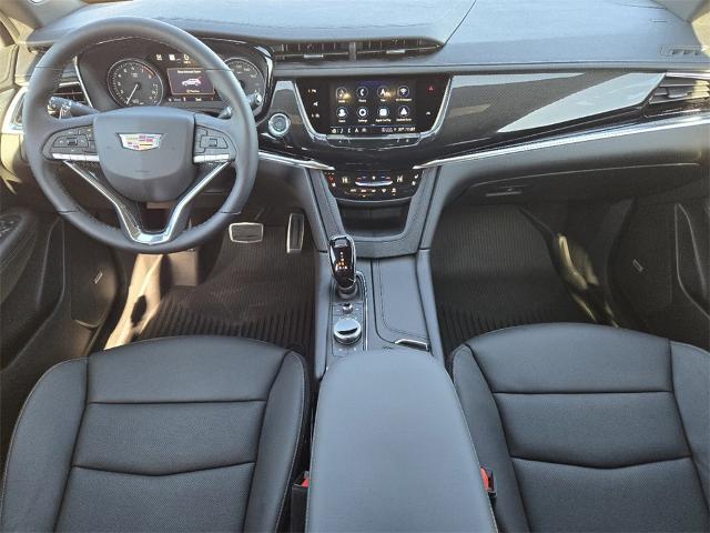 2025 Cadillac XT6 Vehicle Photo in Oklahoma City, OK 73114