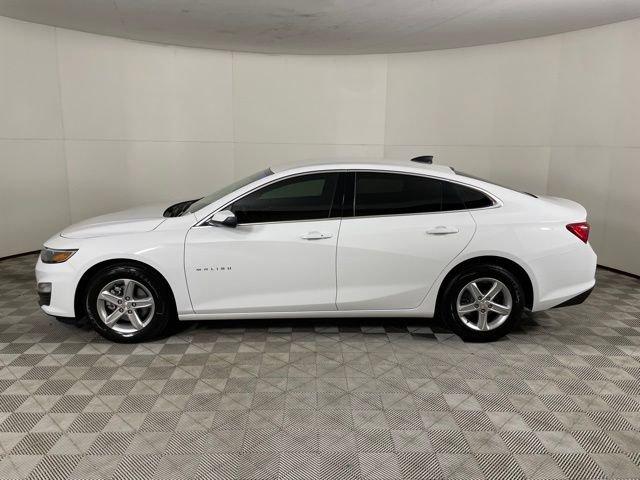 2025 Chevrolet Malibu Vehicle Photo in PHOENIX, AZ 85014-3381
