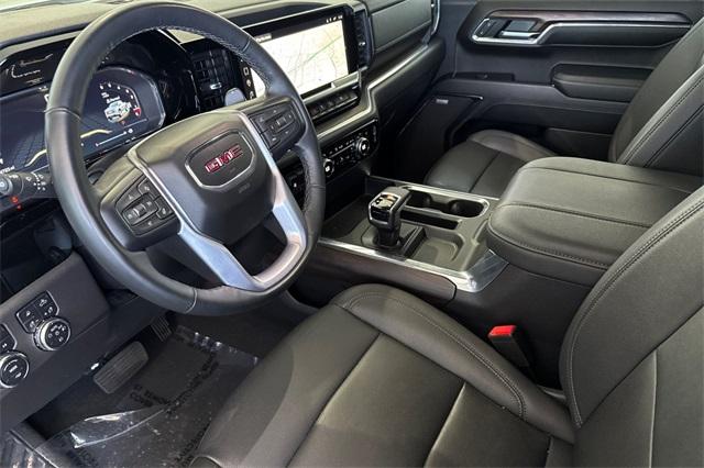 2023 GMC Sierra 1500 Vehicle Photo in ELK GROVE, CA 95757-8703