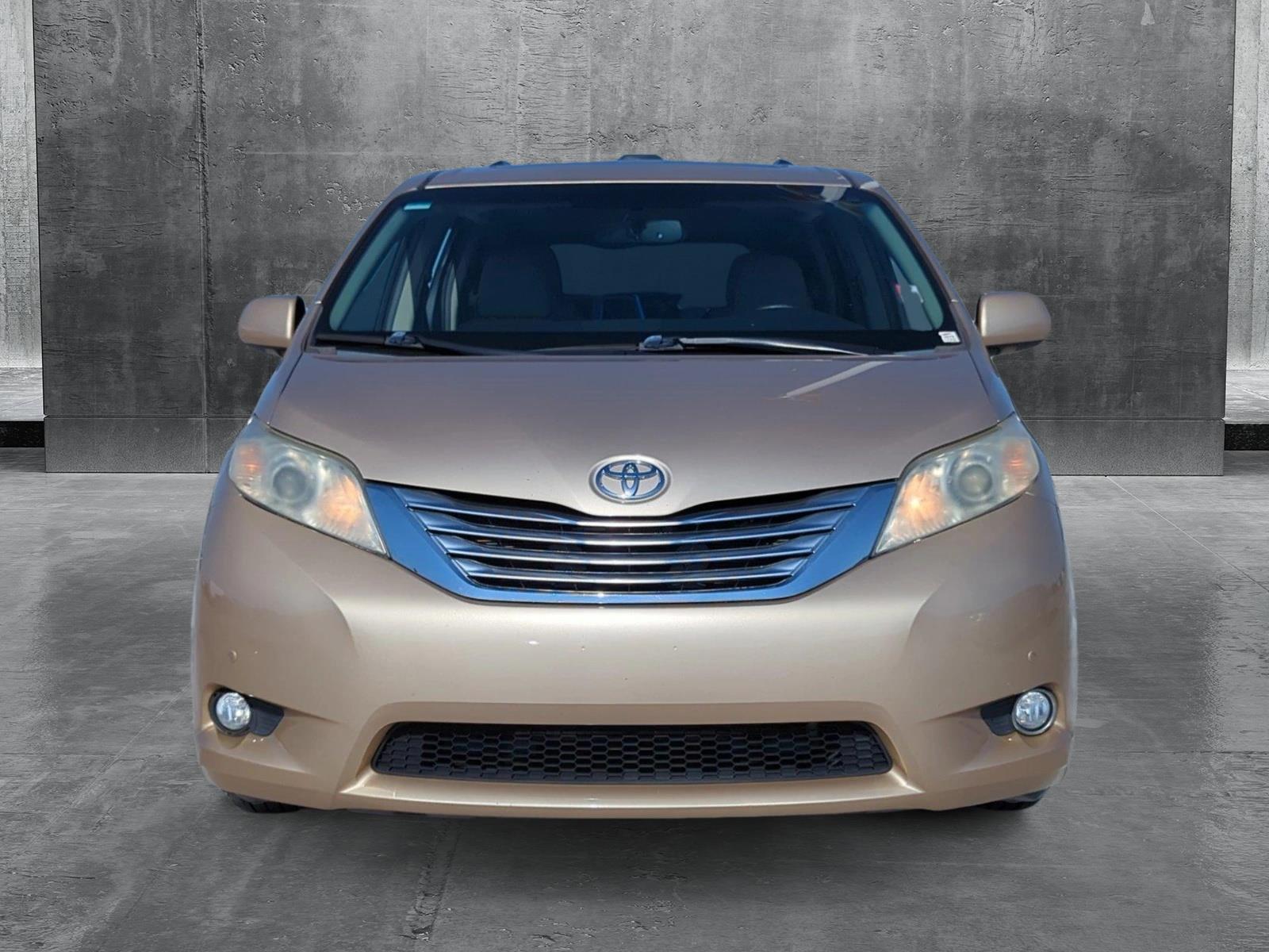 2011 Toyota Sienna Vehicle Photo in Ft. Myers, FL 33907