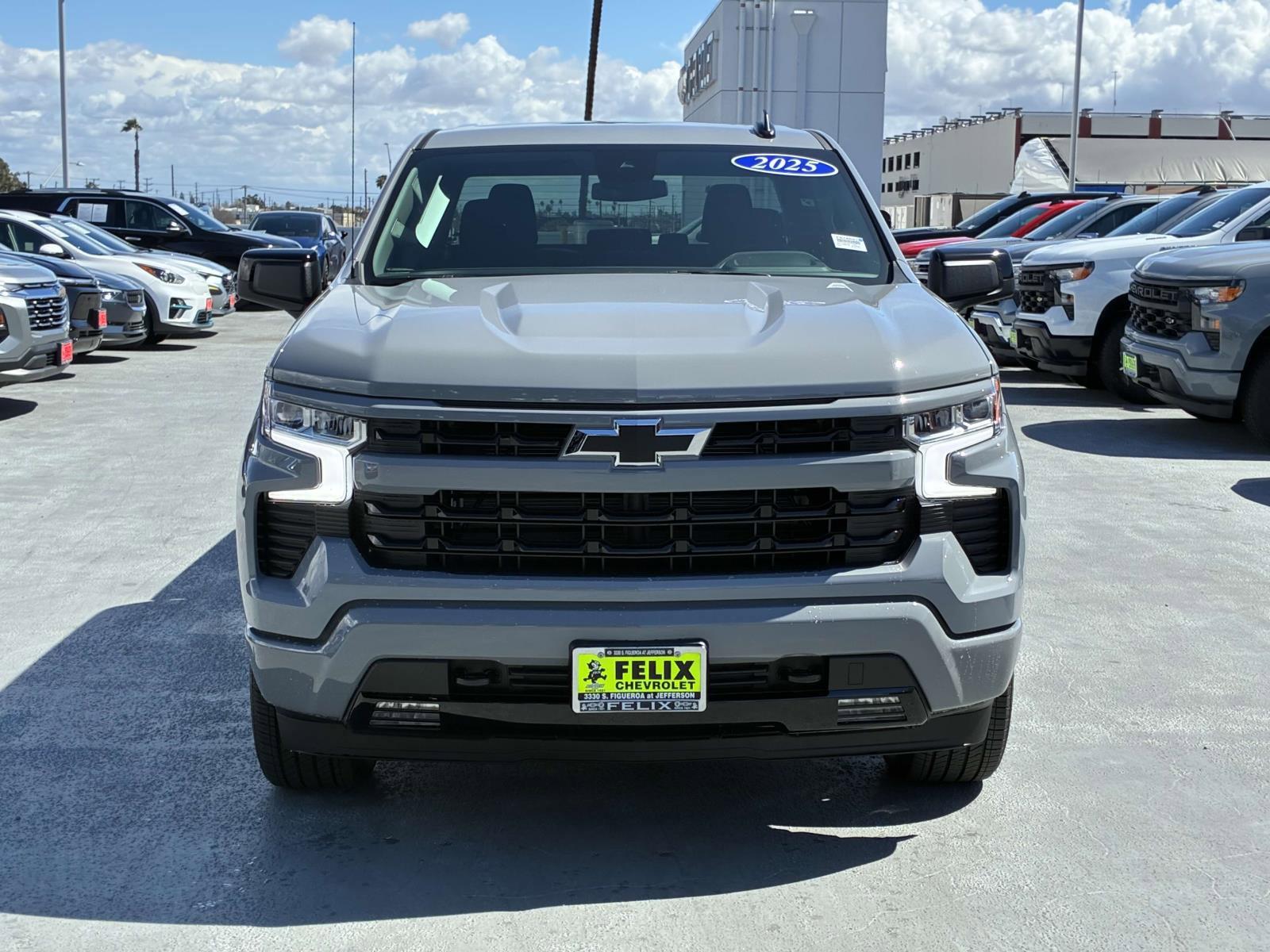2025 Chevrolet Silverado 1500 Vehicle Photo in LOS ANGELES, CA 90007-3794