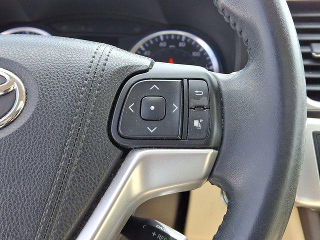 2016 Toyota Highlander Vehicle Photo in DANBURY, CT 06810-5034