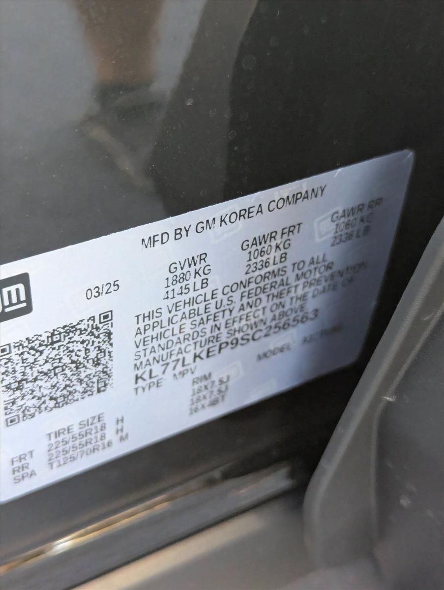 2025 Chevrolet Trax Vehicle Photo in GREENACRES, FL 33463-3207