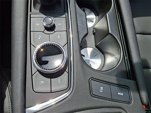 2025 Cadillac XT6 Vehicle Photo in ALLENTOWN, PA 18103-7399