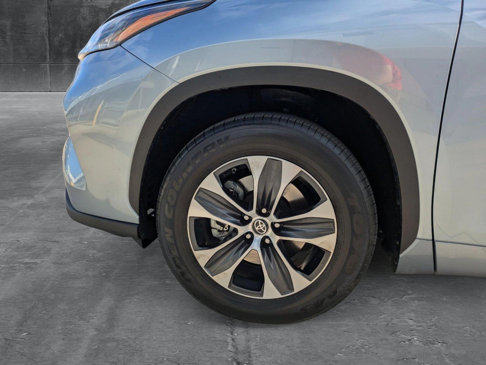2024 Toyota Highlander Vehicle Photo in Winter Park, FL 32792