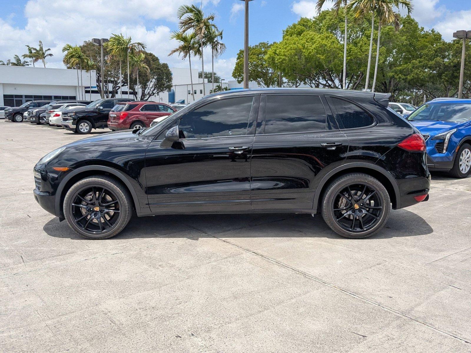 2012 Porsche Cayenne Vehicle Photo in PEMBROKE PINES, FL 33024-6534