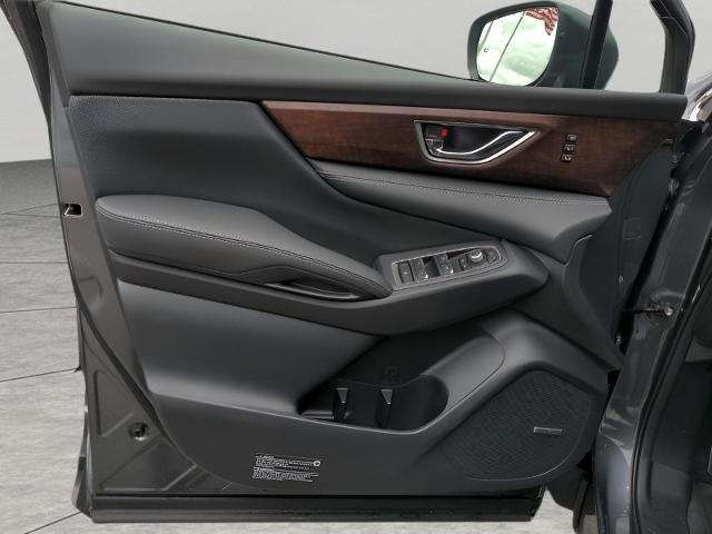 2025 Subaru Ascent Vehicle Photo in Green Bay, WI 54304