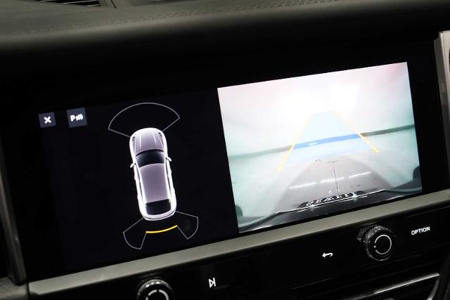 2022 Porsche Macan Vehicle Photo in GRAPEVINE, TX 76051