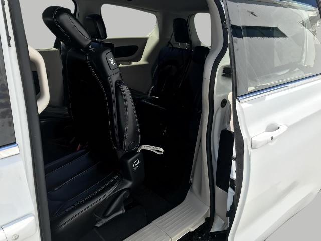 2020 Chrysler Voyager Vehicle Photo in MADISON, WI 53713-3220