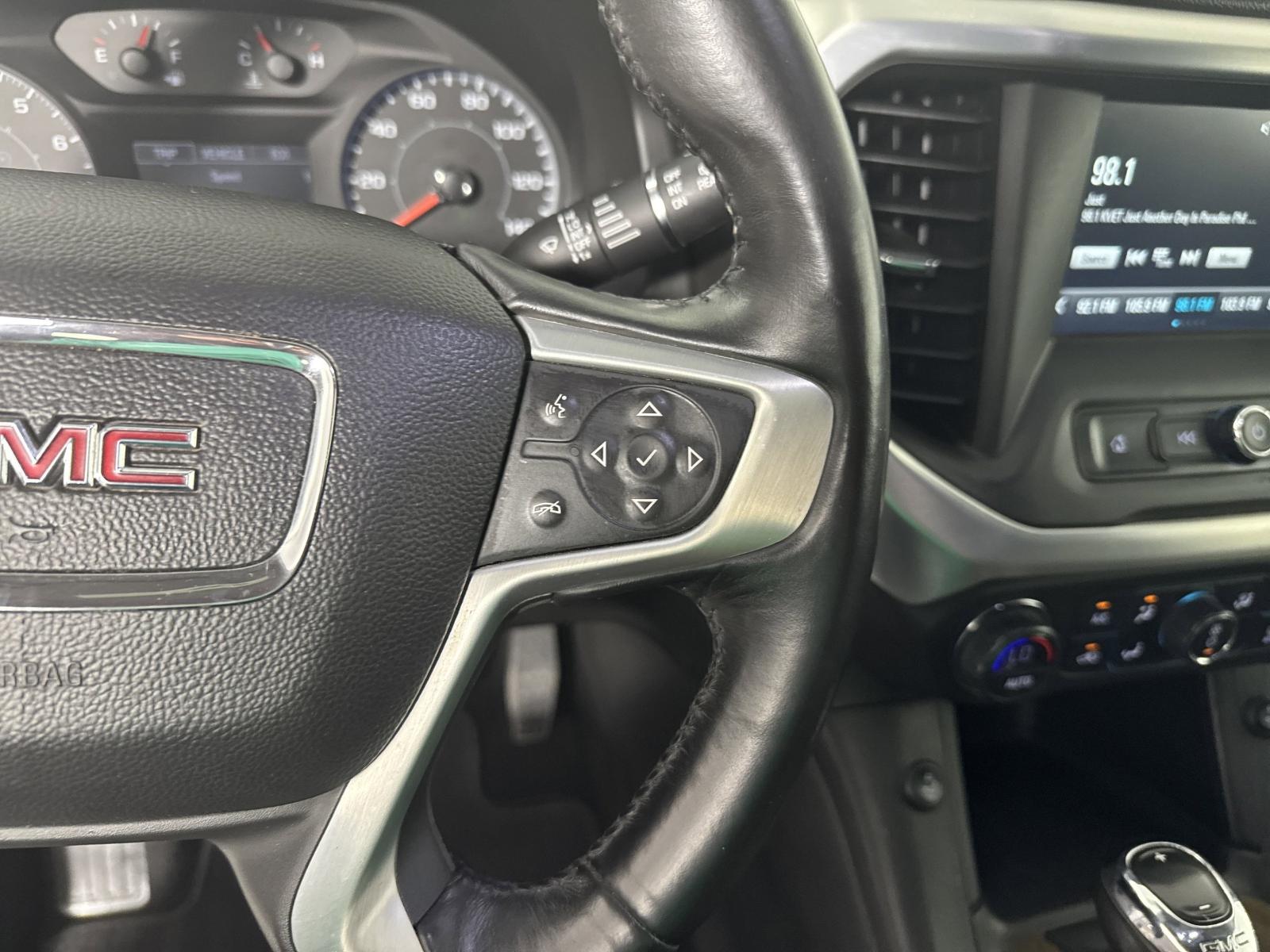 2017 GMC Acadia Vehicle Photo in GEORGETOWN, TX 78626-7508