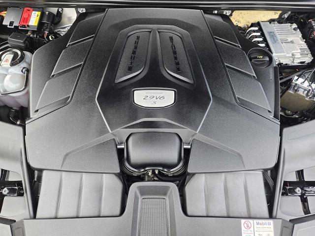 2019 Porsche Cayenne Vehicle Photo in DENTON, TX 76210-9321