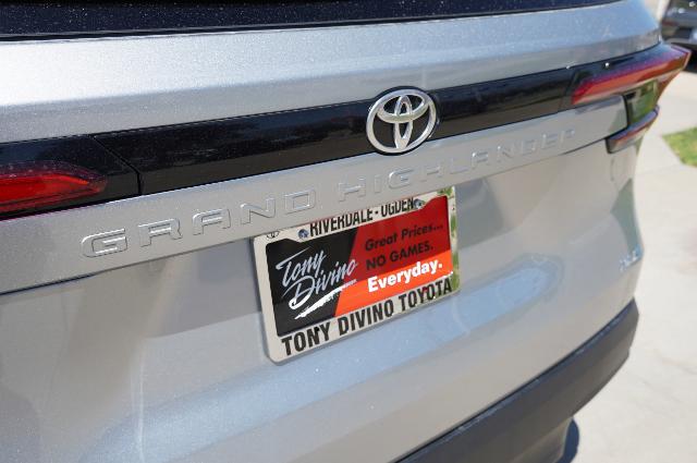 2024 Toyota Grand Highlander Vehicle Photo in Riverdale, UT 84405