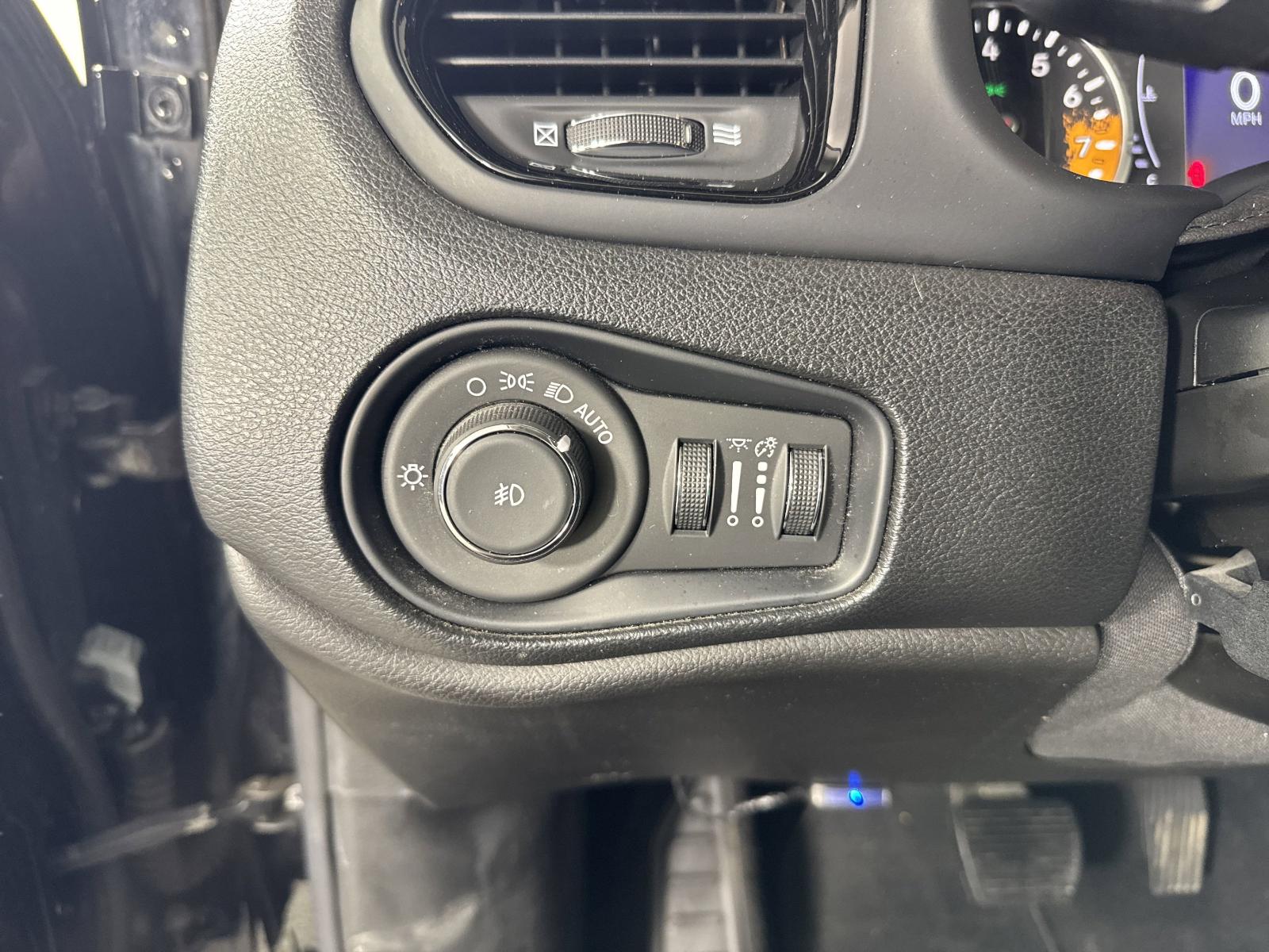 2018 Jeep Renegade Vehicle Photo in GEORGETOWN, TX 78626-7508