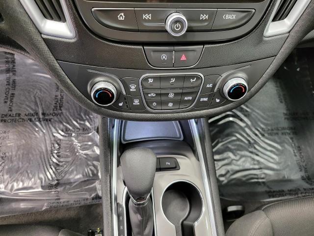 2024 Chevrolet Malibu Vehicle Photo in GREEN BAY, WI 54303-3330