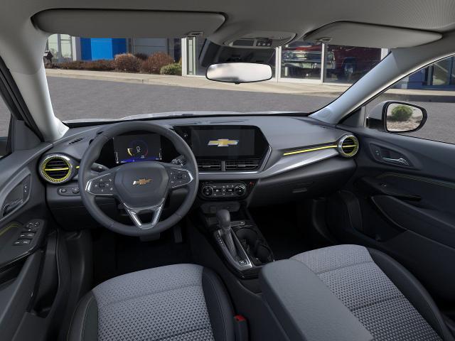 2025 Chevrolet Trax Vehicle Photo in DANBURY, CT 06810-5034