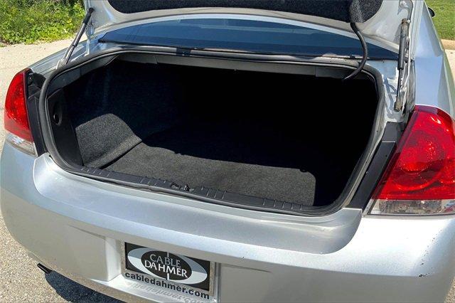 2014 Chevrolet Impala Vehicle Photo in KANSAS CITY, MO 64114-4545