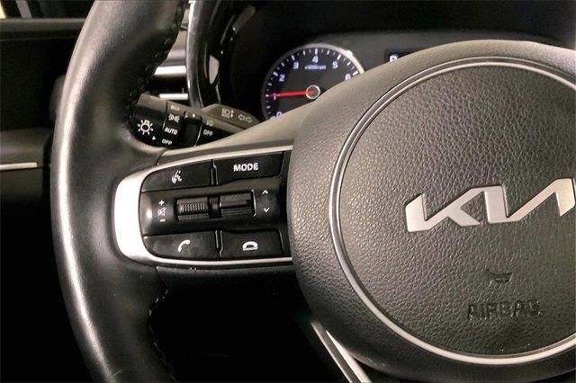 2024 Kia K5 Vehicle Photo in INDEPENDENCE, MO 64055-1314