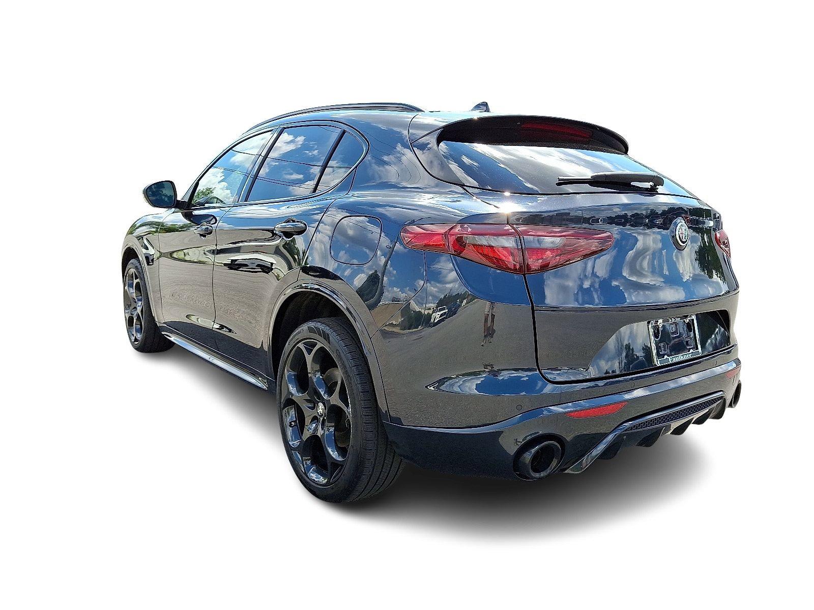 2023 Alfa Romeo Stelvio Vehicle Photo in Willow Grove, PA 19090