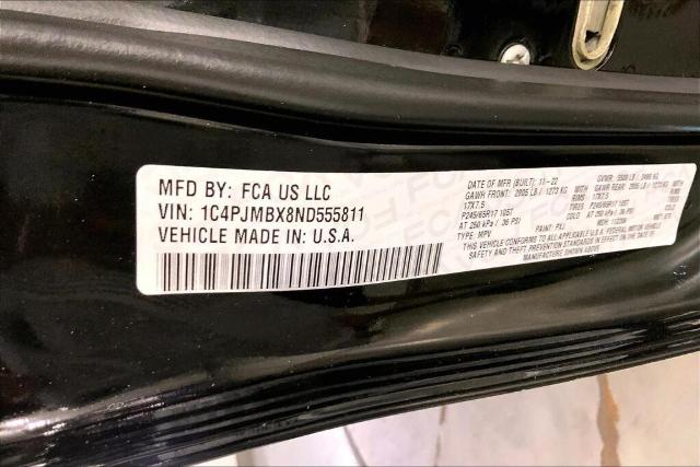 2022 Jeep Cherokee Vehicle Photo in Kansas City, MO 64114