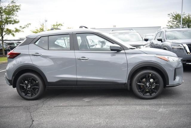 2024 Nissan Kicks Vehicle Photo in Ballwin, MO 63011
