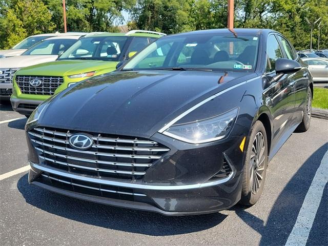 2023 Hyundai SONATA Hybrid Vehicle Photo in New Bloomfield, PA 17068