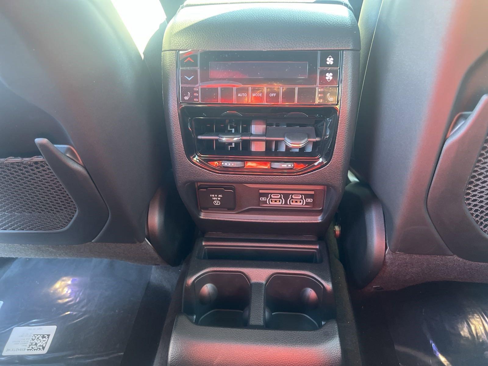 2025 Jeep Grand Cherokee L Vehicle Photo in Mechanicsburg, PA 17050-1707