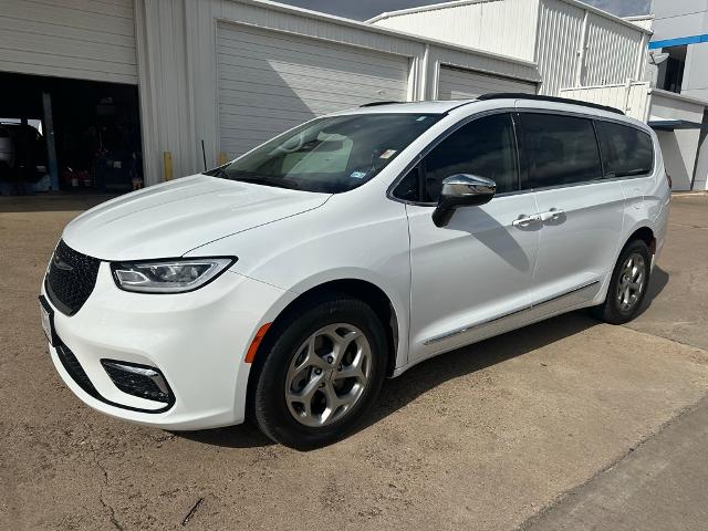 2023 Chrysler PACIF Vehicle Photo in ROSENBERG, TX 77471-5675