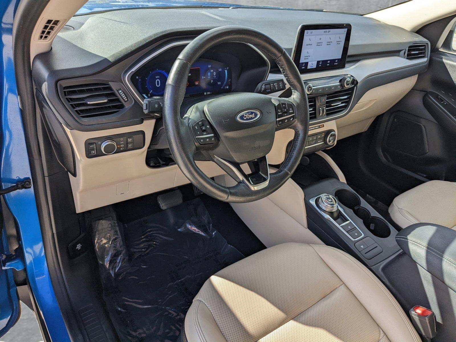 2020 Ford Escape Vehicle Photo in Miami, FL 33015