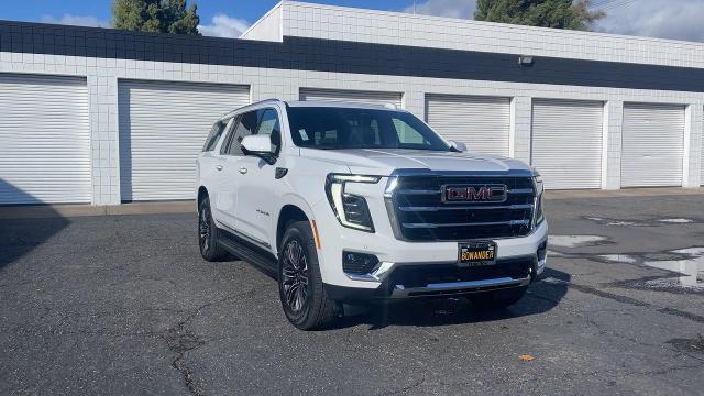 2025 GMC Yukon XL Vehicle Photo in TURLOCK, CA 95380-4918