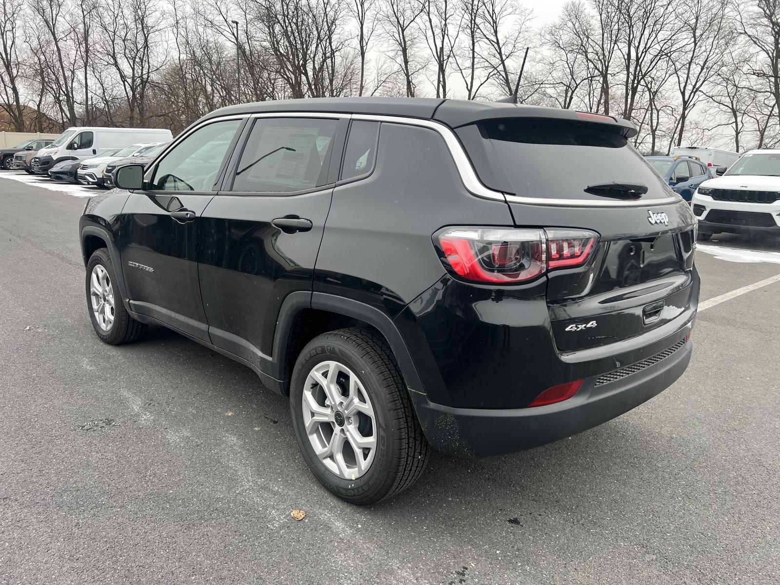 2025 Jeep Compass Vehicle Photo in Mechanicsburg, PA 17050-1707
