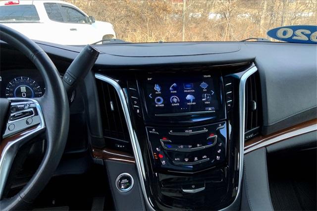 2020 Cadillac Escalade Vehicle Photo in KANSAS CITY, MO 64114-4545