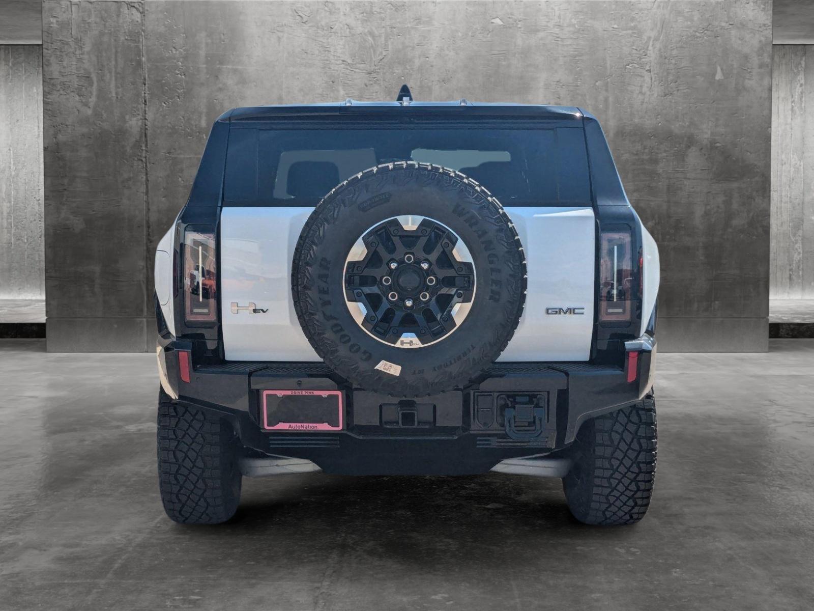 2025 GMC HUMMER EV SUV Vehicle Photo in LONE TREE, CO 80124-2750