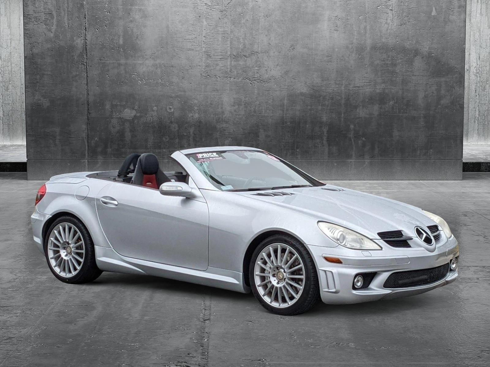 2005 Mercedes-Benz SLK-Class Vehicle Photo in Orlando, FL 32811