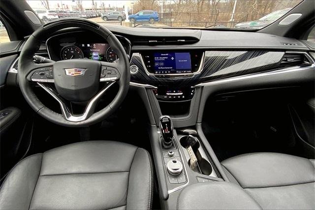 2024 Cadillac XT6 Vehicle Photo in KANSAS CITY, MO 64114-4545