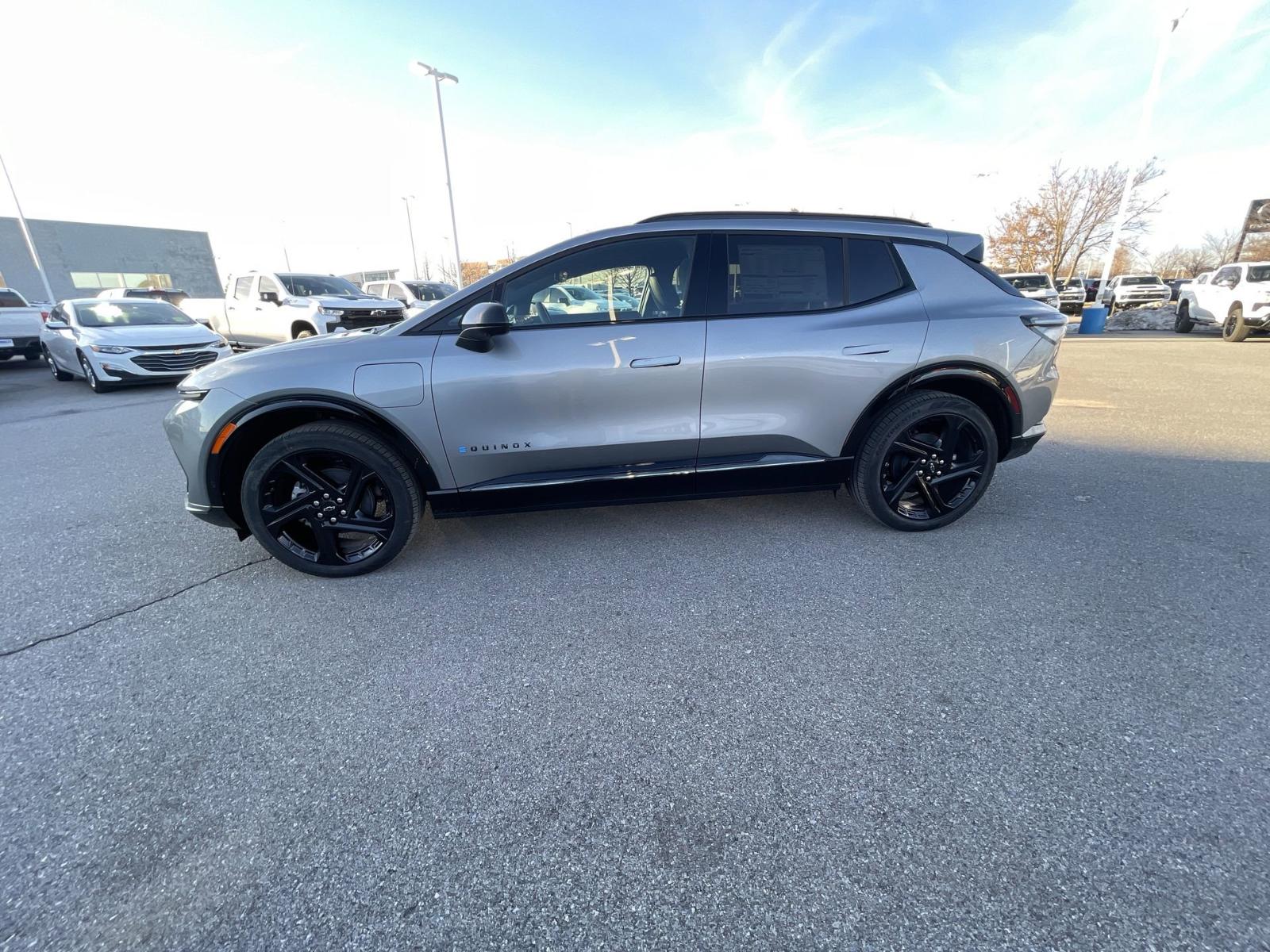 2025 Chevrolet Equinox EV Vehicle Photo in BENTONVILLE, AR 72712-4322