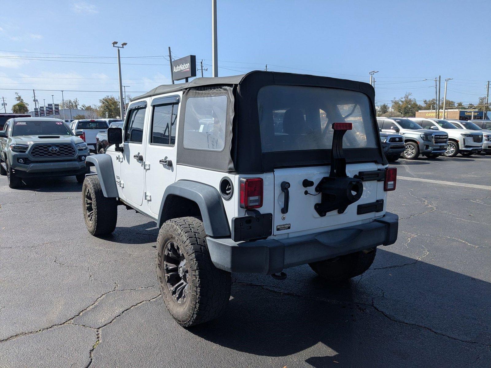 2017 Jeep Wrangler Unlimited Vehicle Photo in Panama City, FL 32401