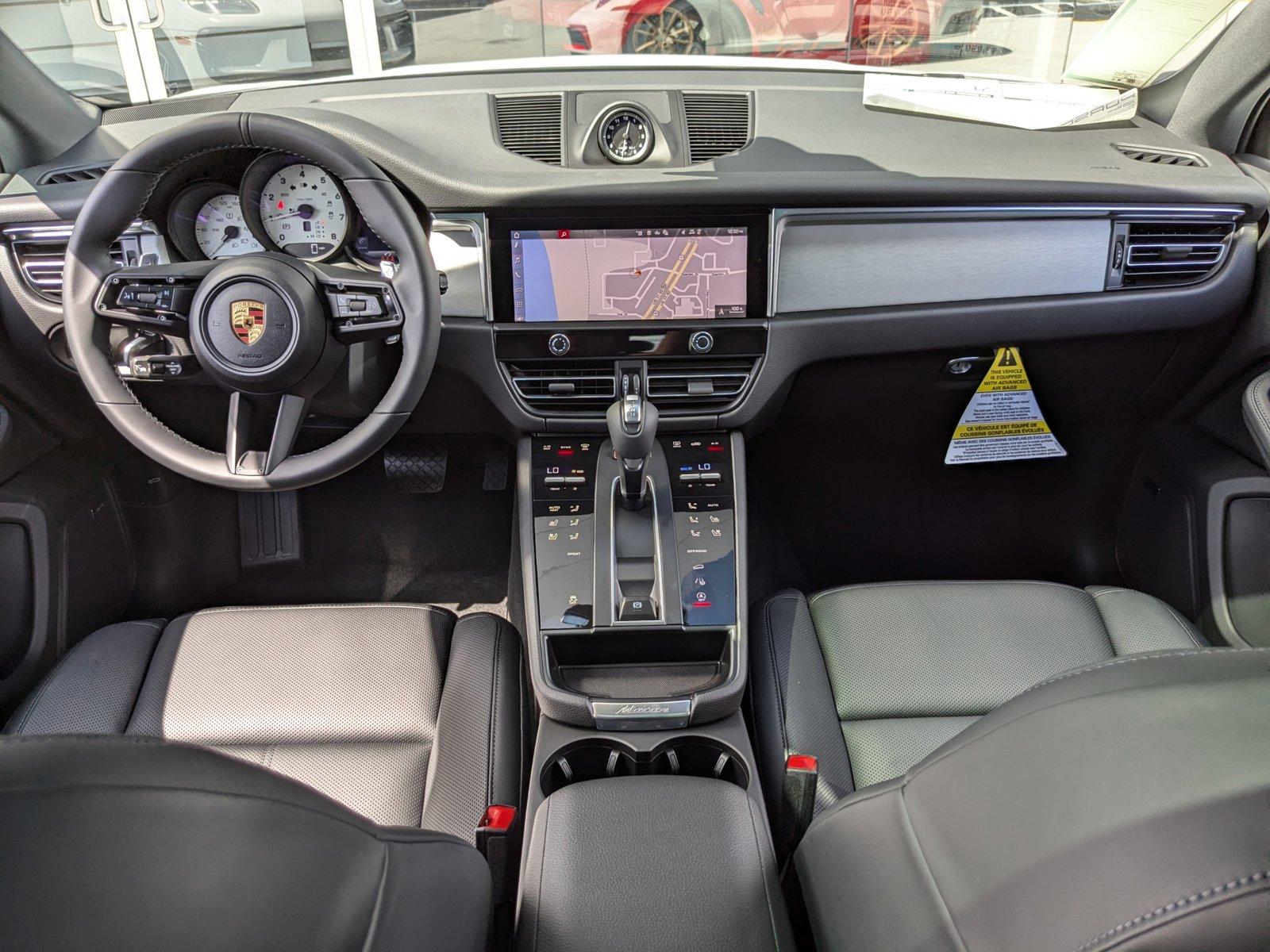 2025 Porsche Macan Vehicle Photo in Maitland, FL 32751