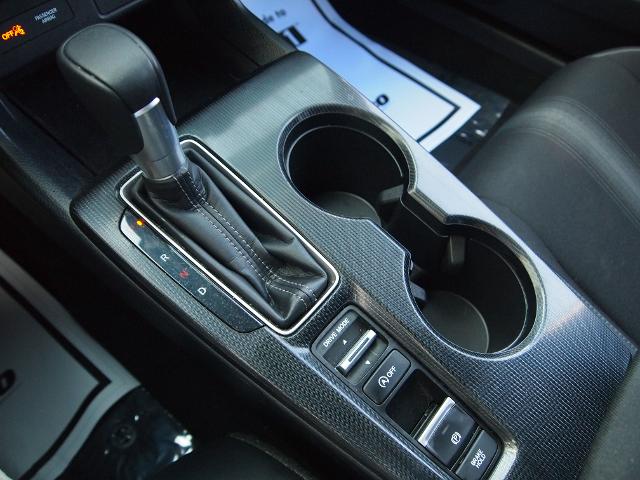 2024 Honda Civic Hatchback Vehicle Photo in MADISON, IN 47250-1611