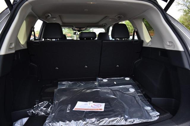 2025 Nissan Rogue Vehicle Photo in Ballwin, MO 63011
